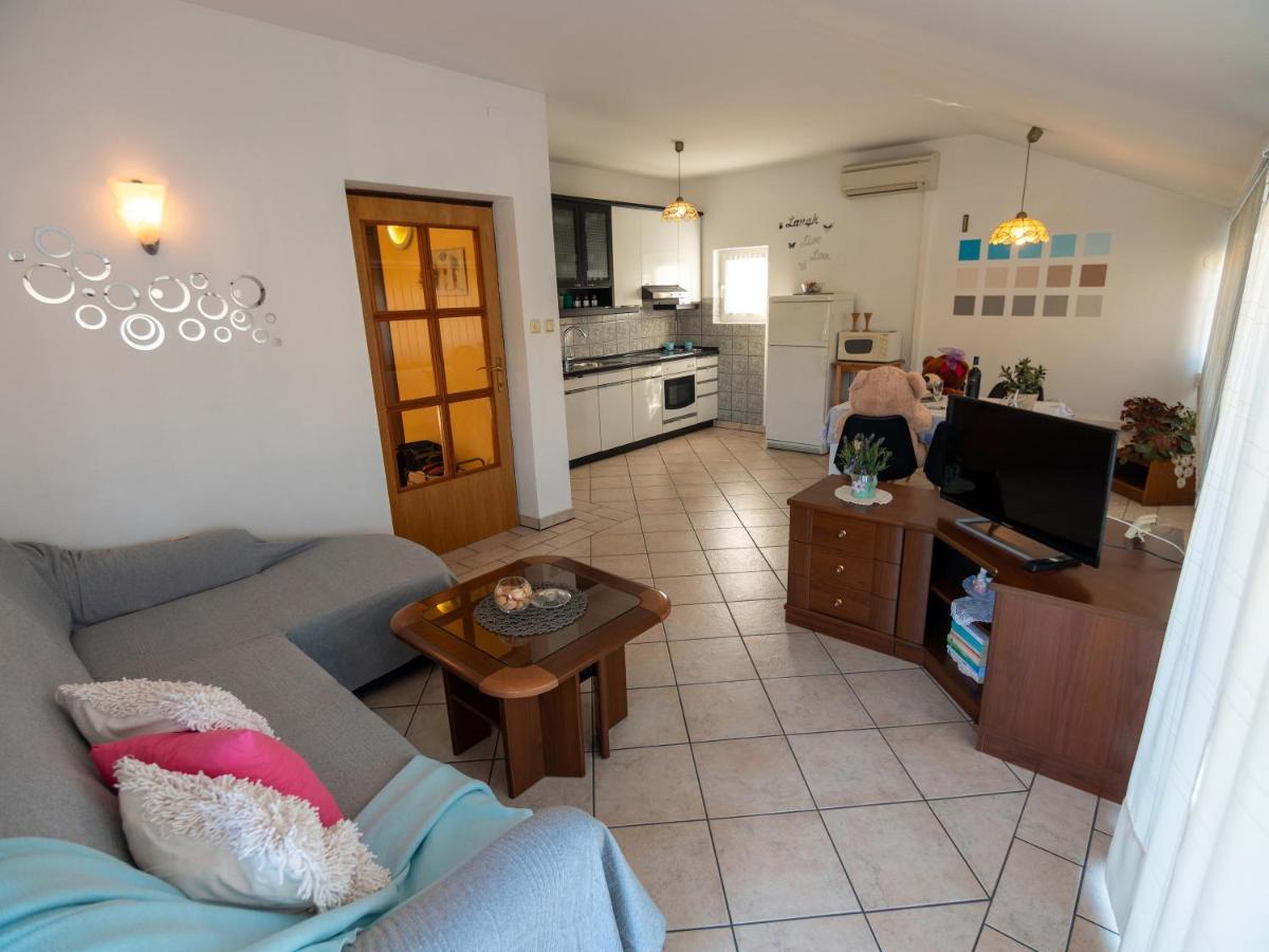 Apartments Rezek Supetarska Draga Luaran gambar