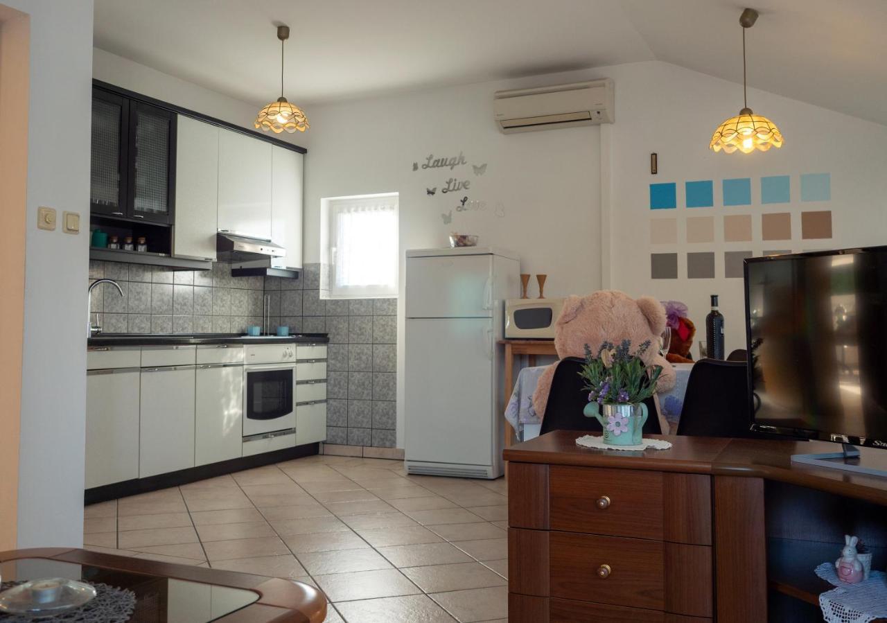 Apartments Rezek Supetarska Draga Luaran gambar
