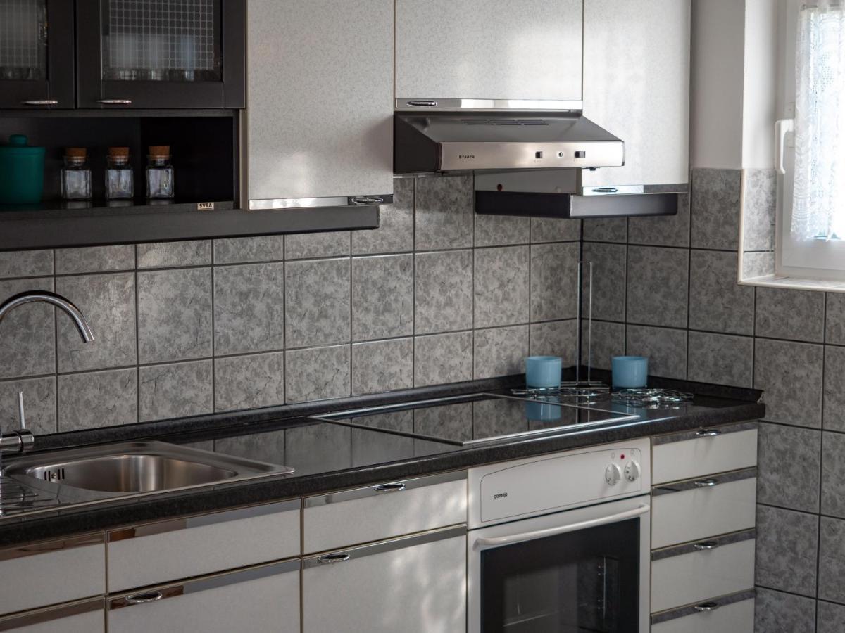 Apartments Rezek Supetarska Draga Luaran gambar