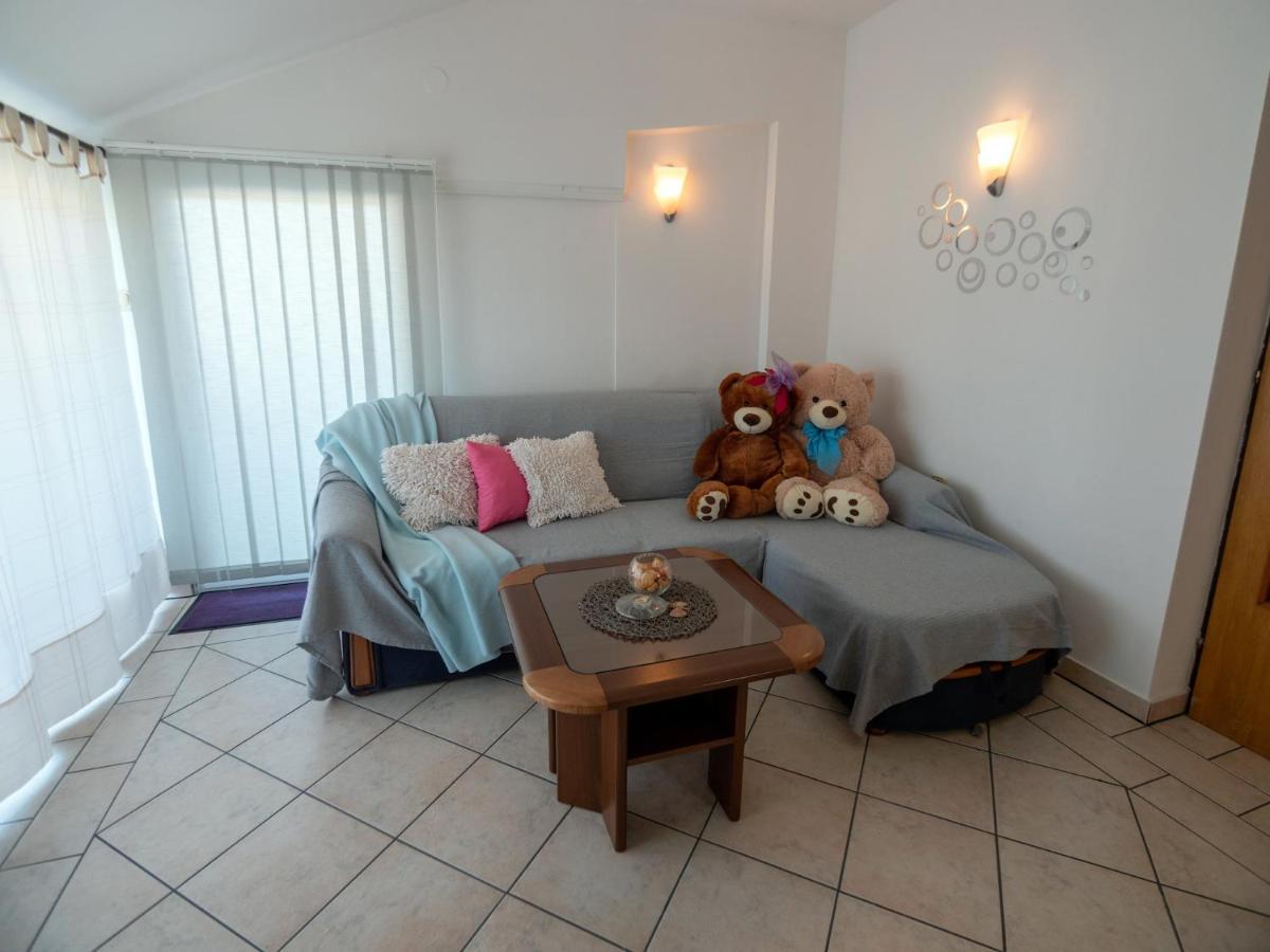 Apartments Rezek Supetarska Draga Luaran gambar