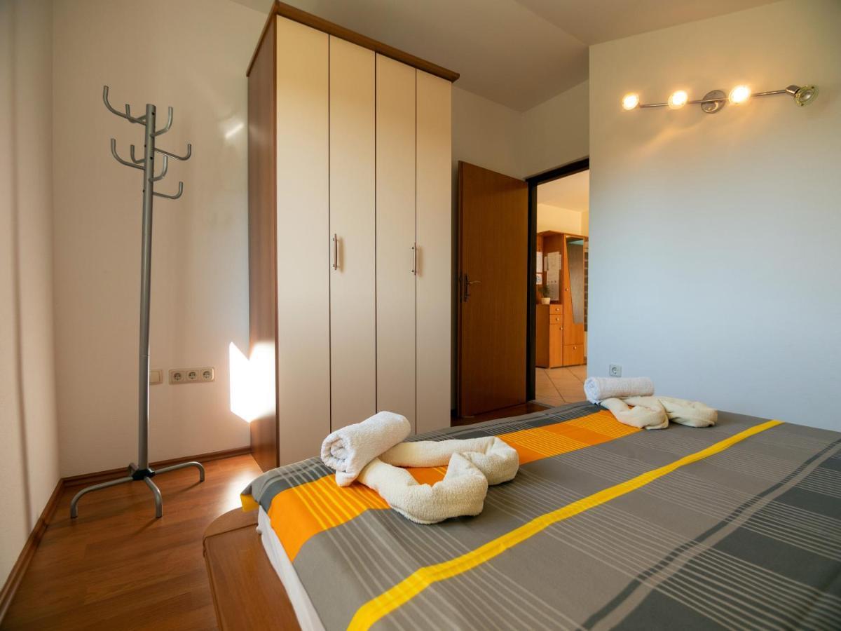 Apartments Rezek Supetarska Draga Luaran gambar