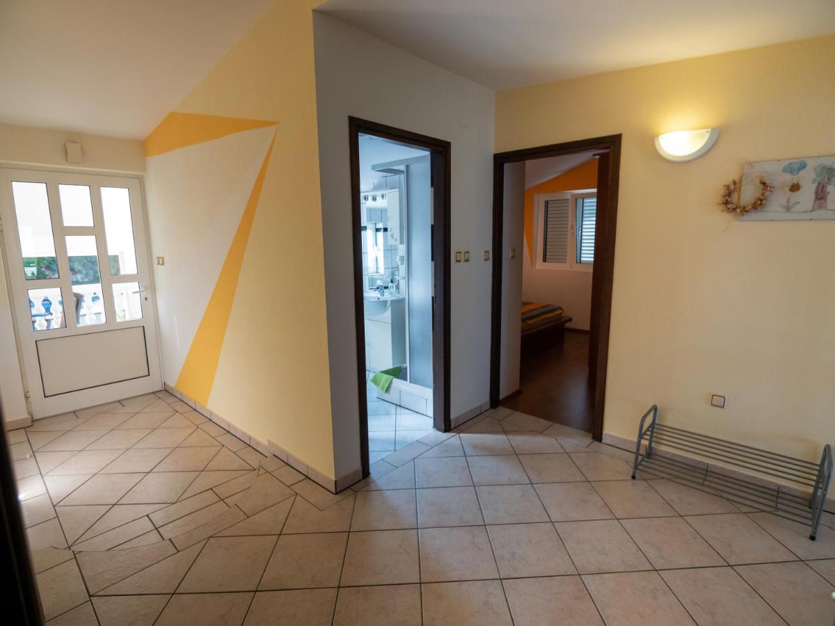 Apartments Rezek Supetarska Draga Luaran gambar