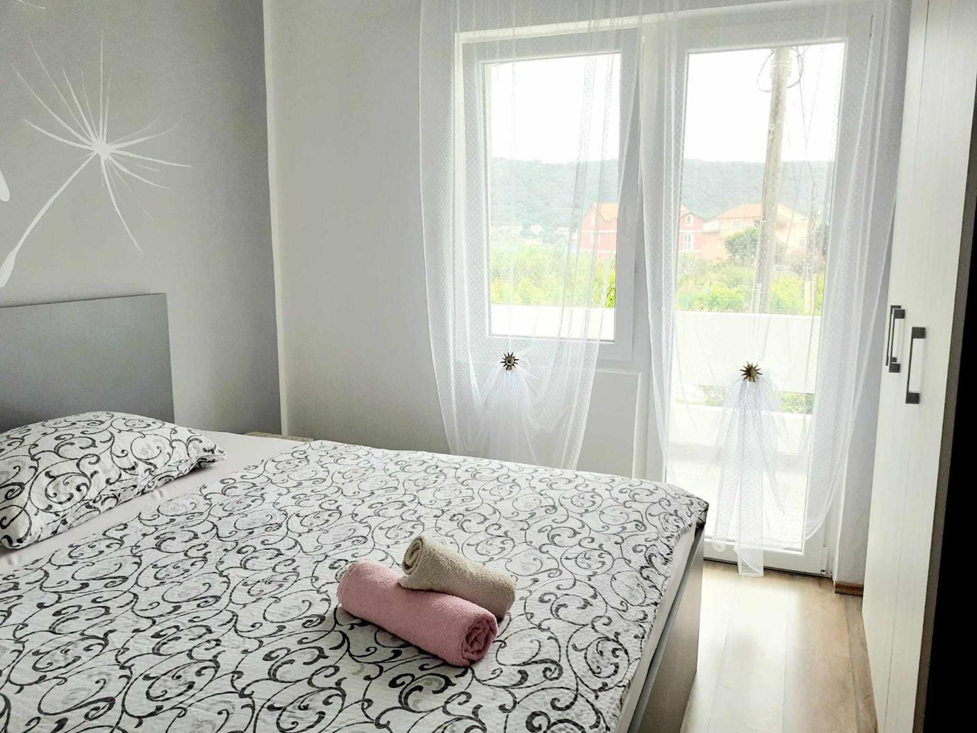 Apartments Rezek Supetarska Draga Luaran gambar