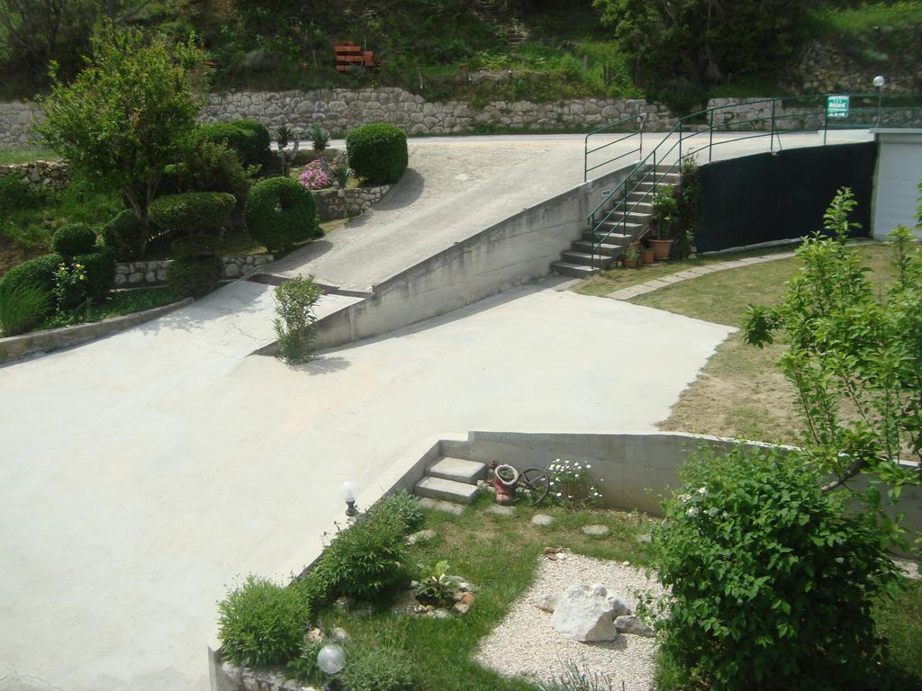 Apartments Rezek Supetarska Draga Luaran gambar