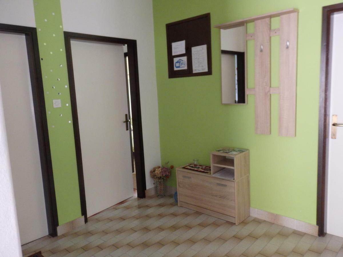 Apartments Rezek Supetarska Draga Luaran gambar
