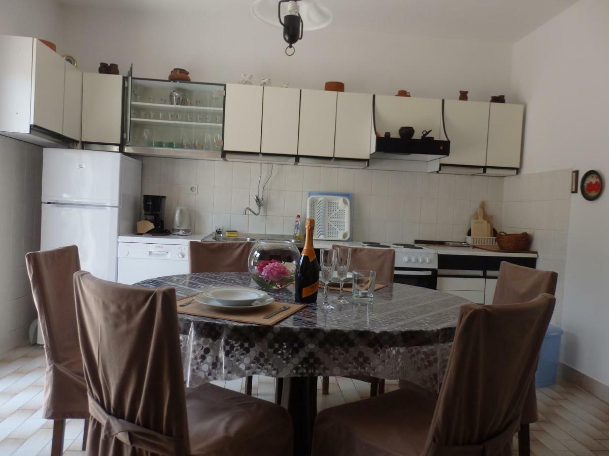 Apartments Rezek Supetarska Draga Luaran gambar
