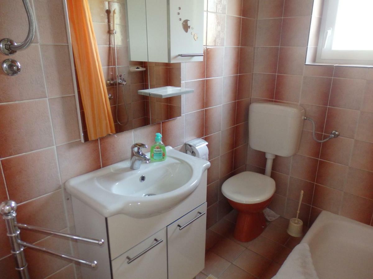 Apartments Rezek Supetarska Draga Luaran gambar